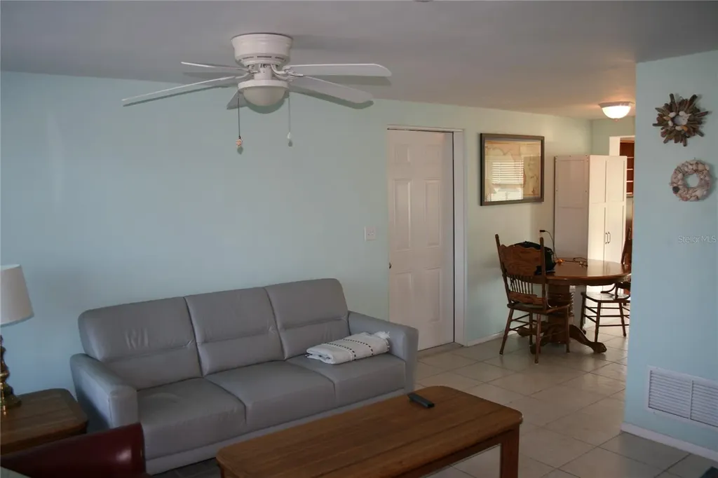 817 E 6th Street Englewood FL 34223