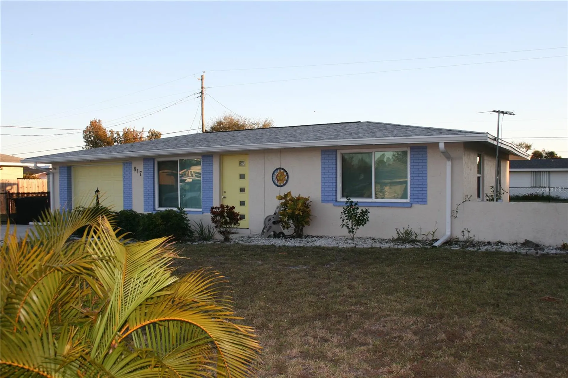 817 E 6th Street Englewood FL 34223