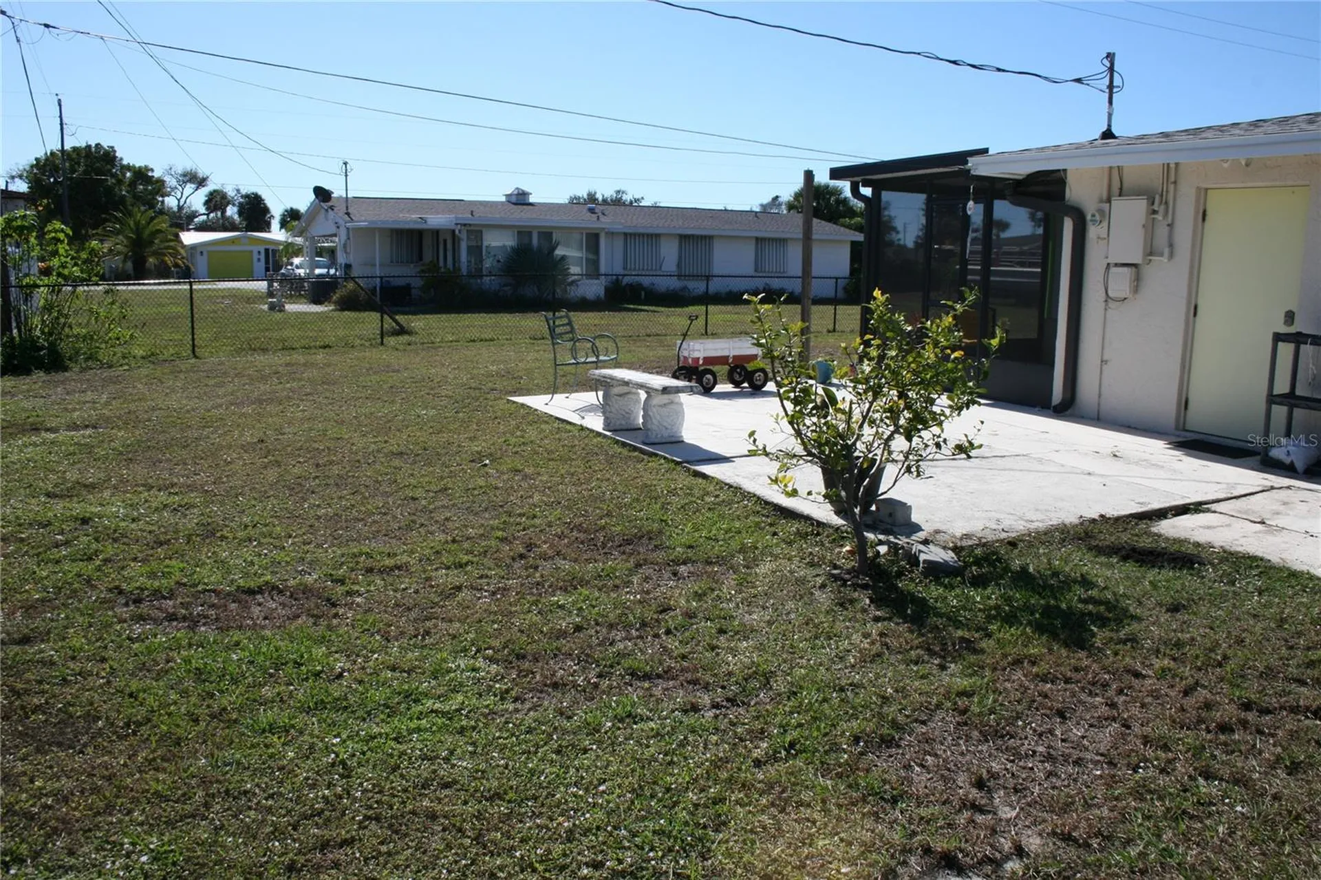 817 E 6th Street Englewood FL 34223