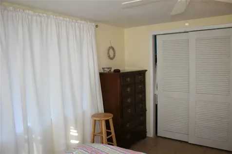 817 E 6th Street Englewood FL 34223