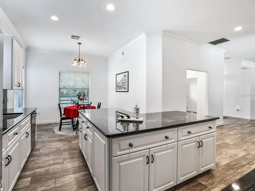 880 NW 70th Terrace Ocala FL 34482