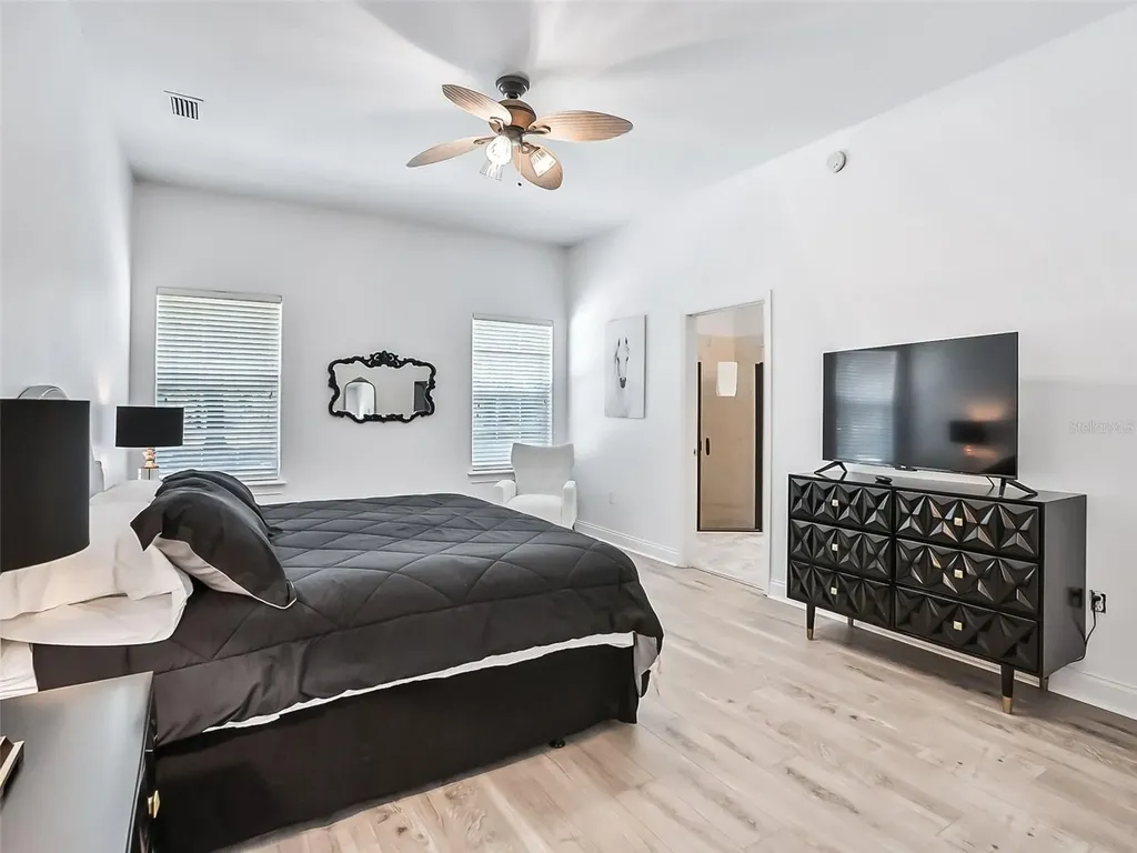 880 NW 70th Terrace Ocala FL 34482