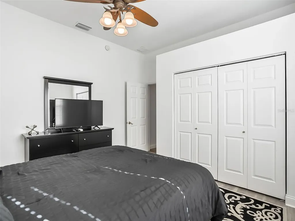 880 NW 70th Terrace Ocala FL 34482