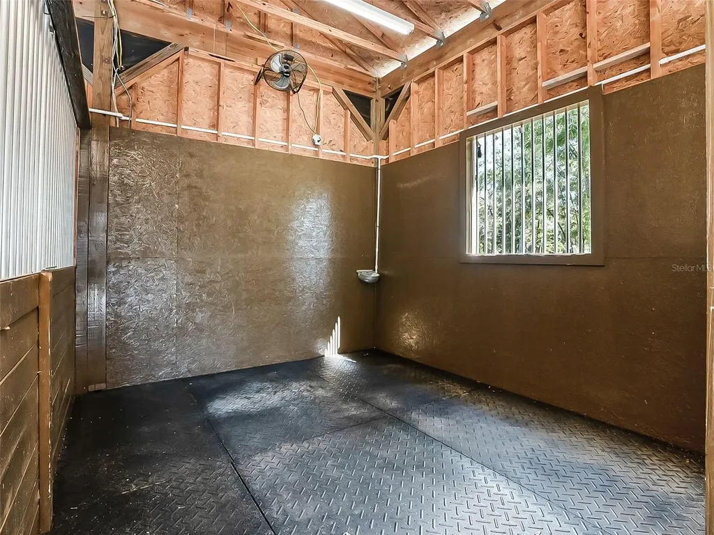 880 NW 70th Terrace Ocala FL 34482