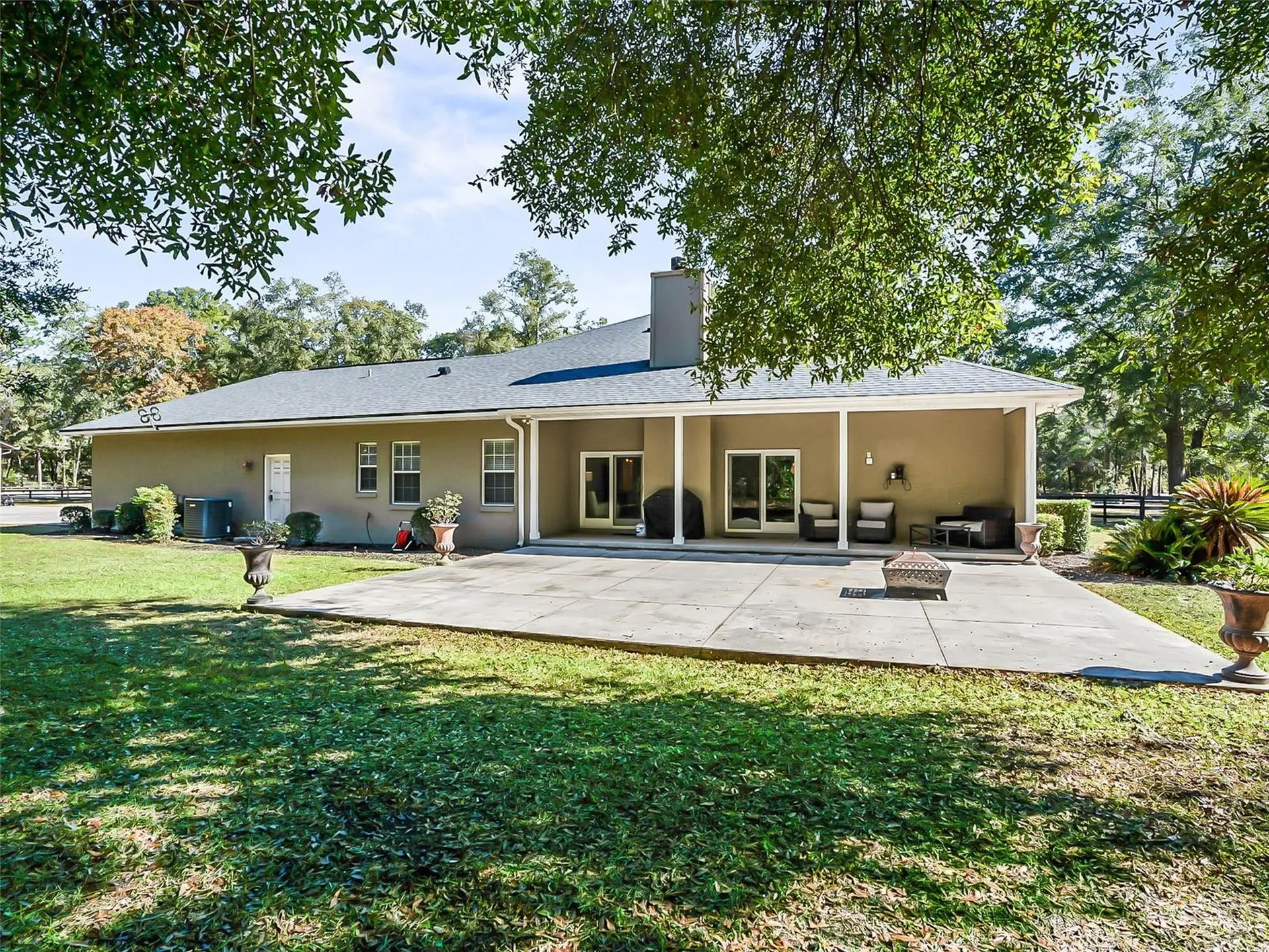 880 NW 70th Terrace Ocala FL 34482