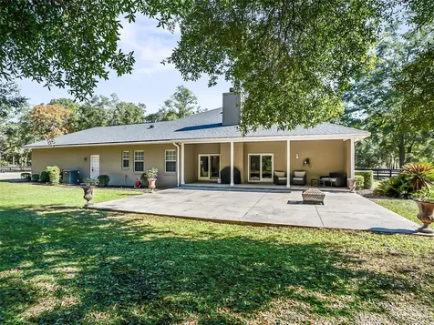 880 NW 70th Terrace Ocala FL 34482