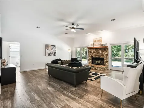 880 NW 70th Terrace Ocala FL 34482