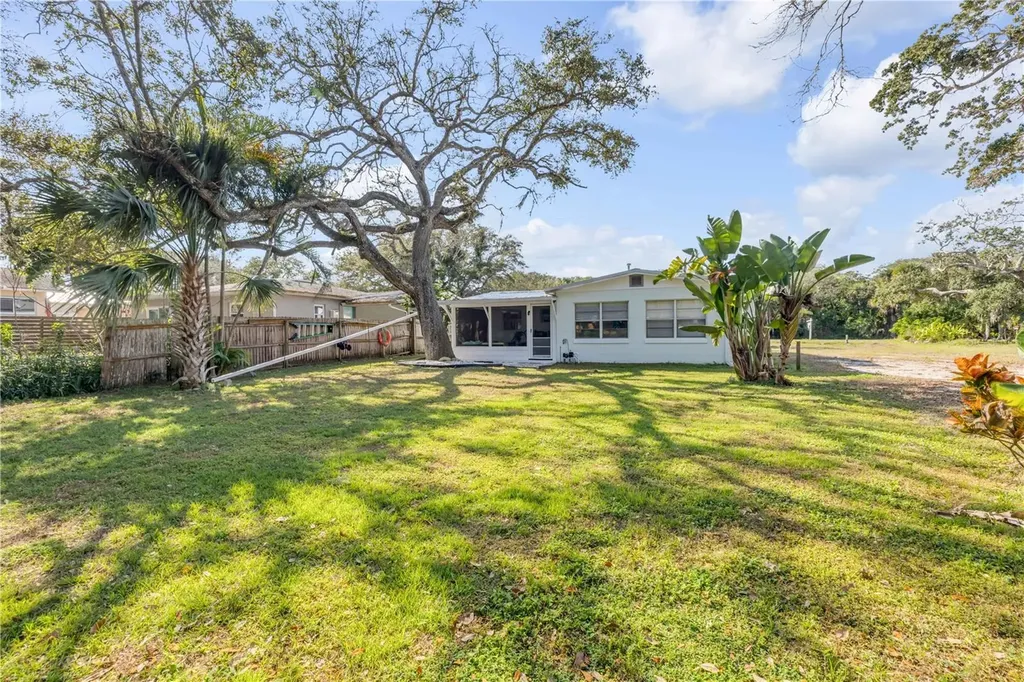 2805 Saxon Drive New Smyrna Beach FL 32169