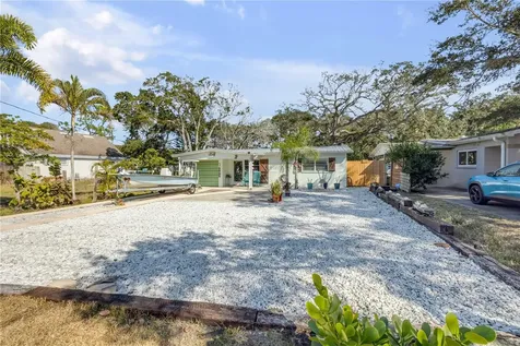 2805 Saxon Drive New Smyrna Beach FL 32169