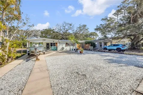 2805 Saxon Drive New Smyrna Beach FL 32169