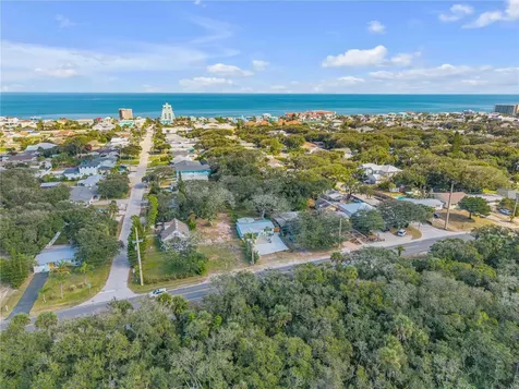 2805 Saxon Drive New Smyrna Beach FL 32169