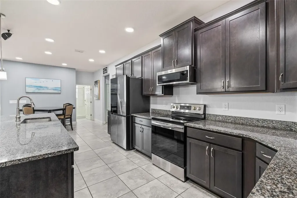 5811 Valentino Way Lakeland FL 33812