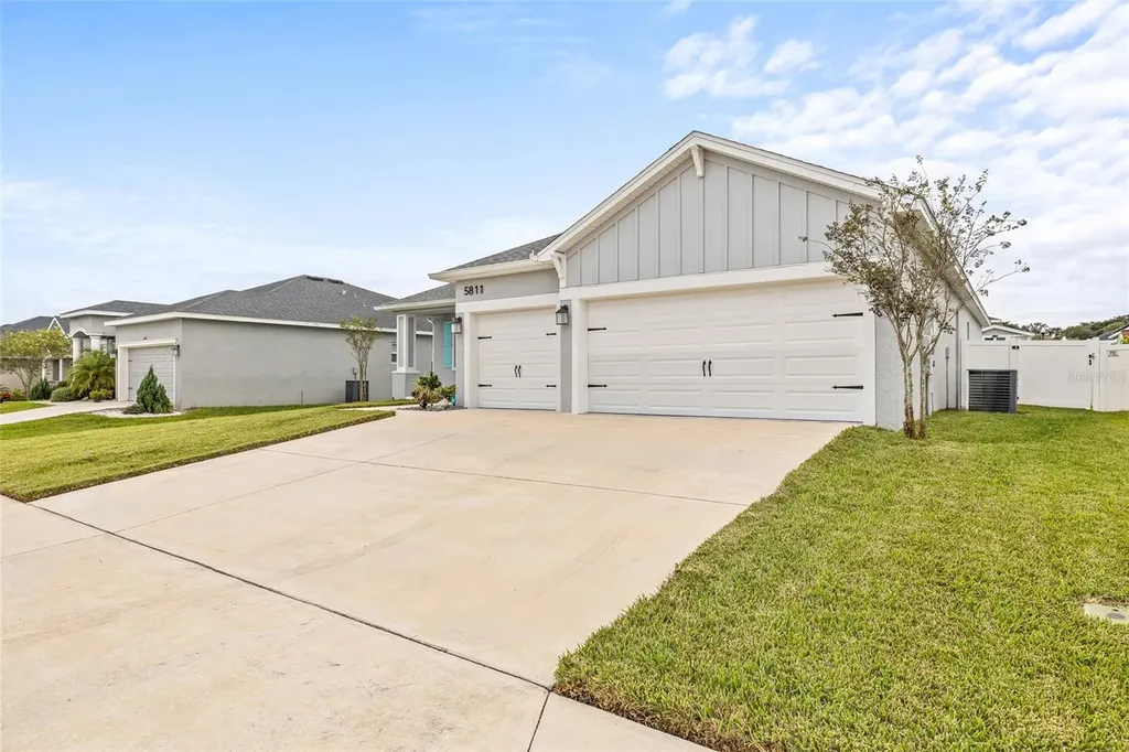 5811 Valentino Way Lakeland FL 33812