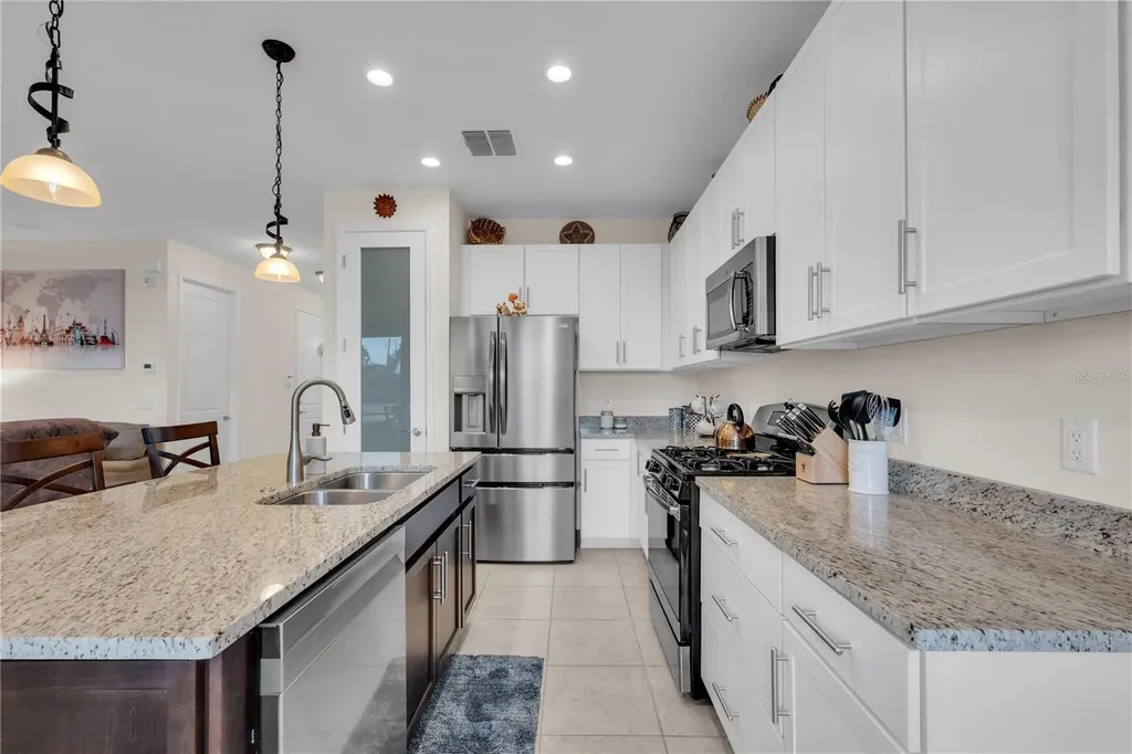 15433 Santa Pola Drive Wimauma FL 33598