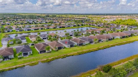15433 Santa Pola Drive Wimauma FL 33598