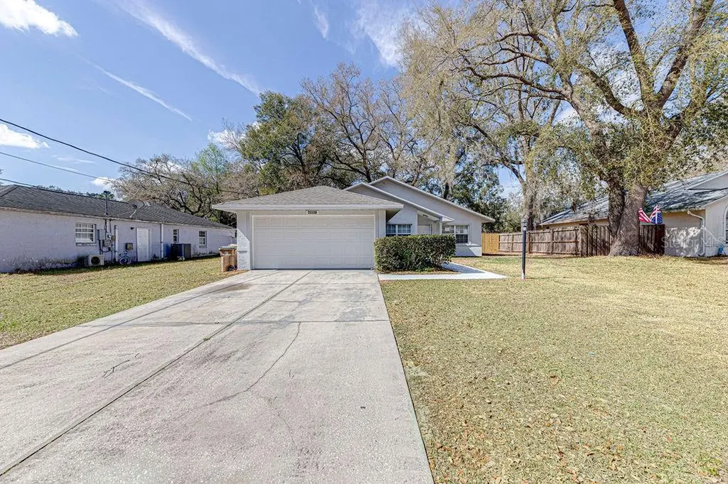 40021 Parkinsonia Street Lady Lake FL 32159