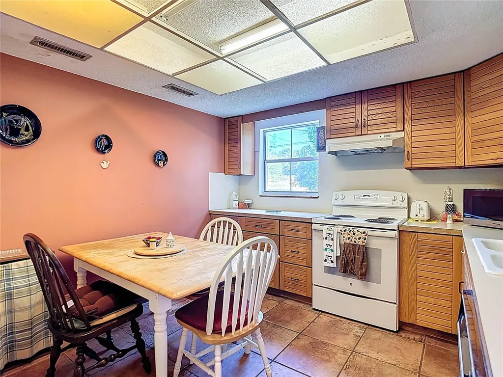 22380 Powell Road Brooksville FL 34602
