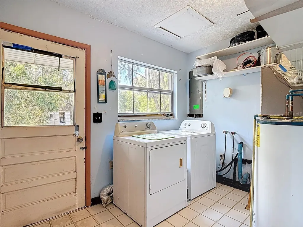 22380 Powell Road Brooksville FL 34602