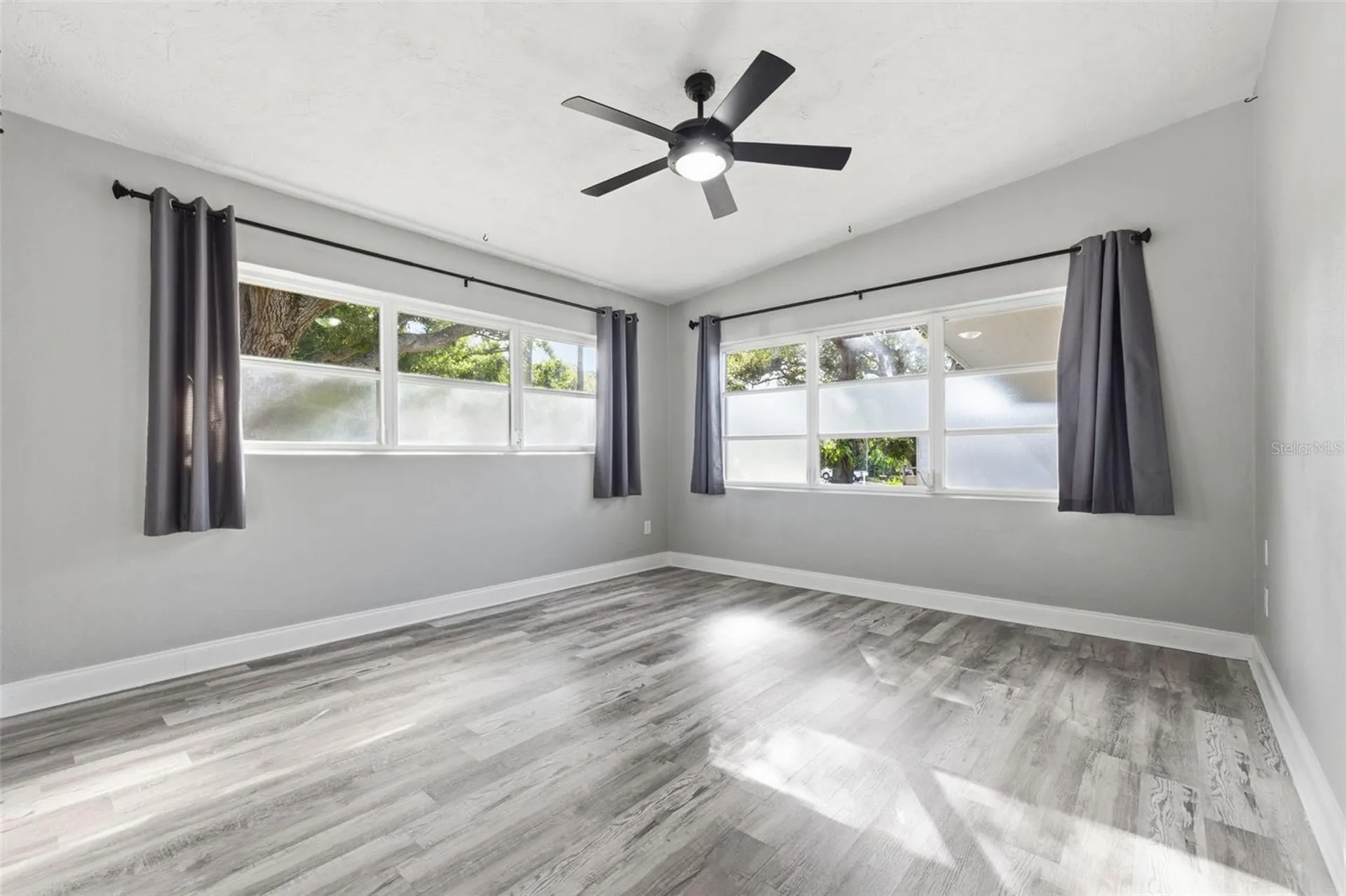 7198 121st Way Seminole FL 33772