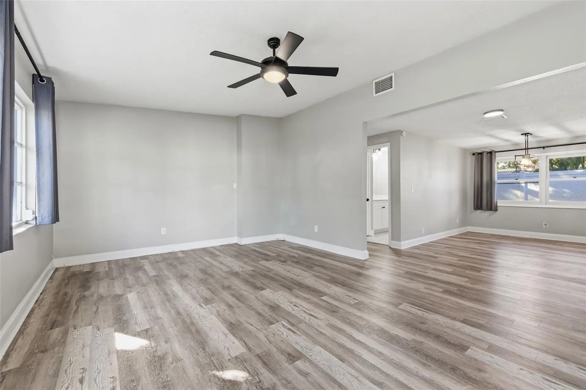 7198 121st Way Seminole FL 33772
