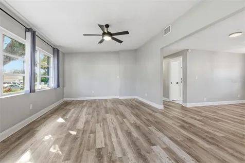 7198 121st Way Seminole FL 33772