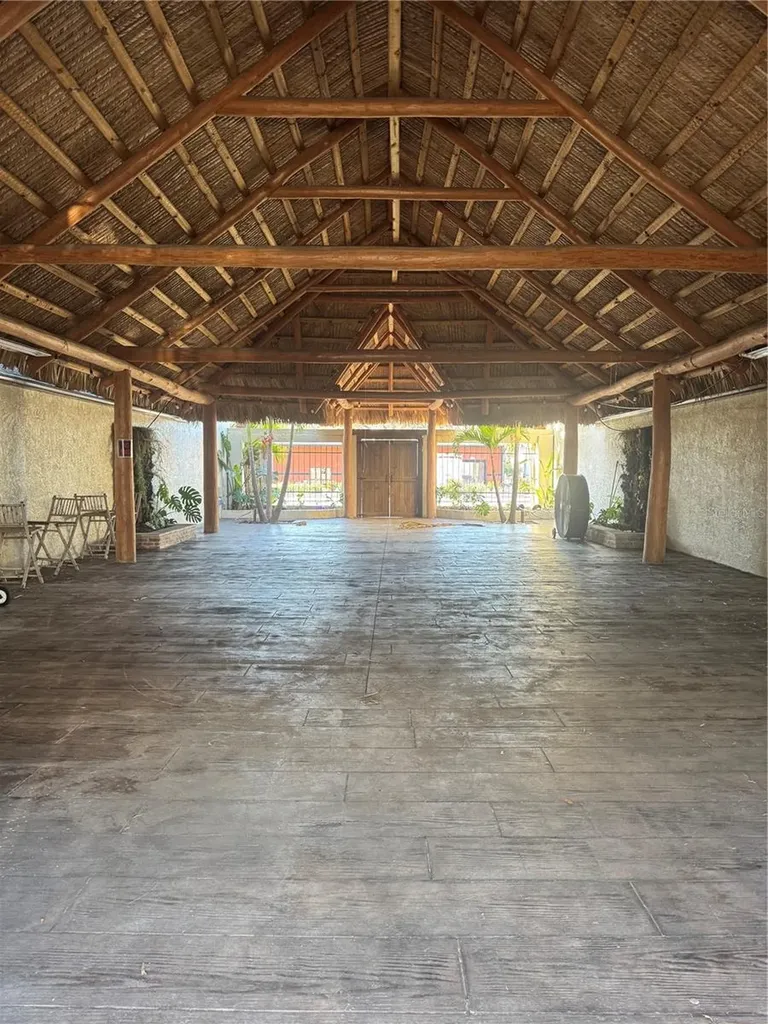 1001 & 1007 Manatee Avenue E Bradenton FL 34208
