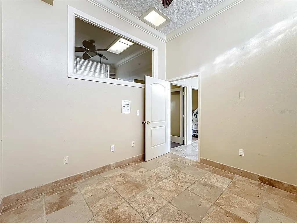 1001 & 1007 Manatee Avenue E Bradenton FL 34208