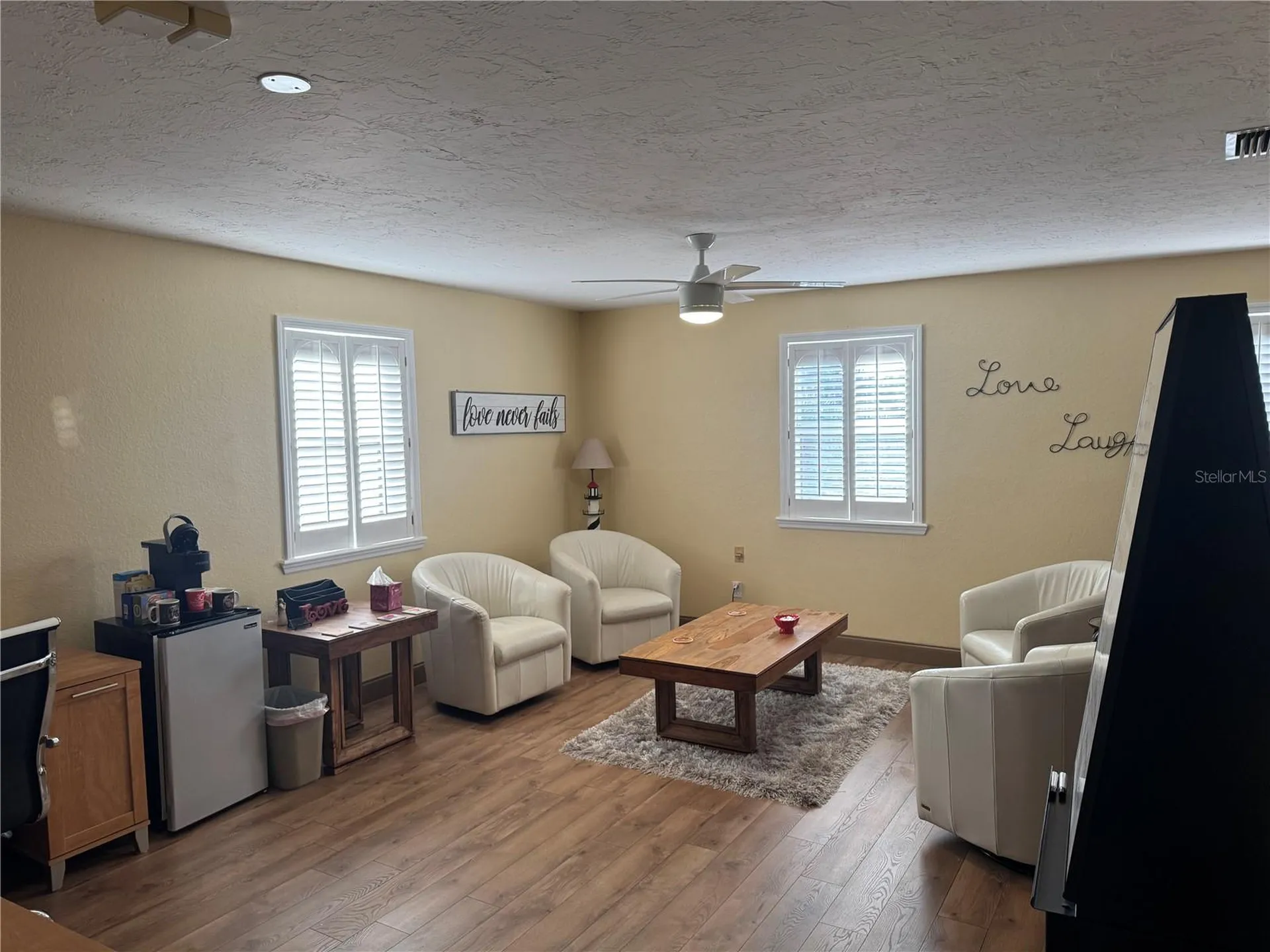 1001 & 1007 Manatee Avenue E Bradenton FL 34208