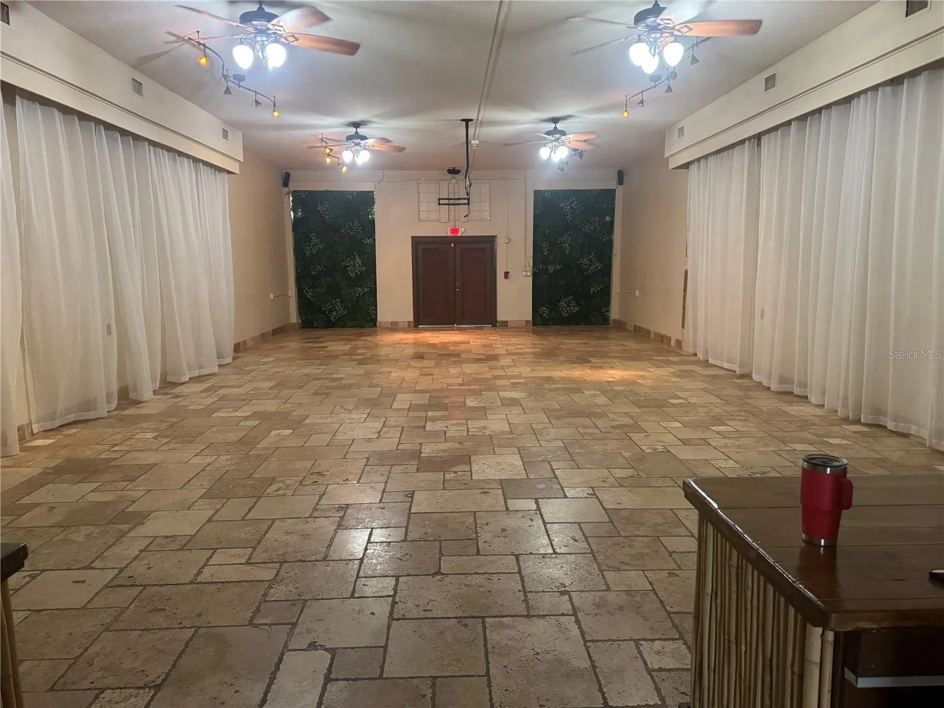 1001 & 1007 Manatee Avenue E Bradenton FL 34208