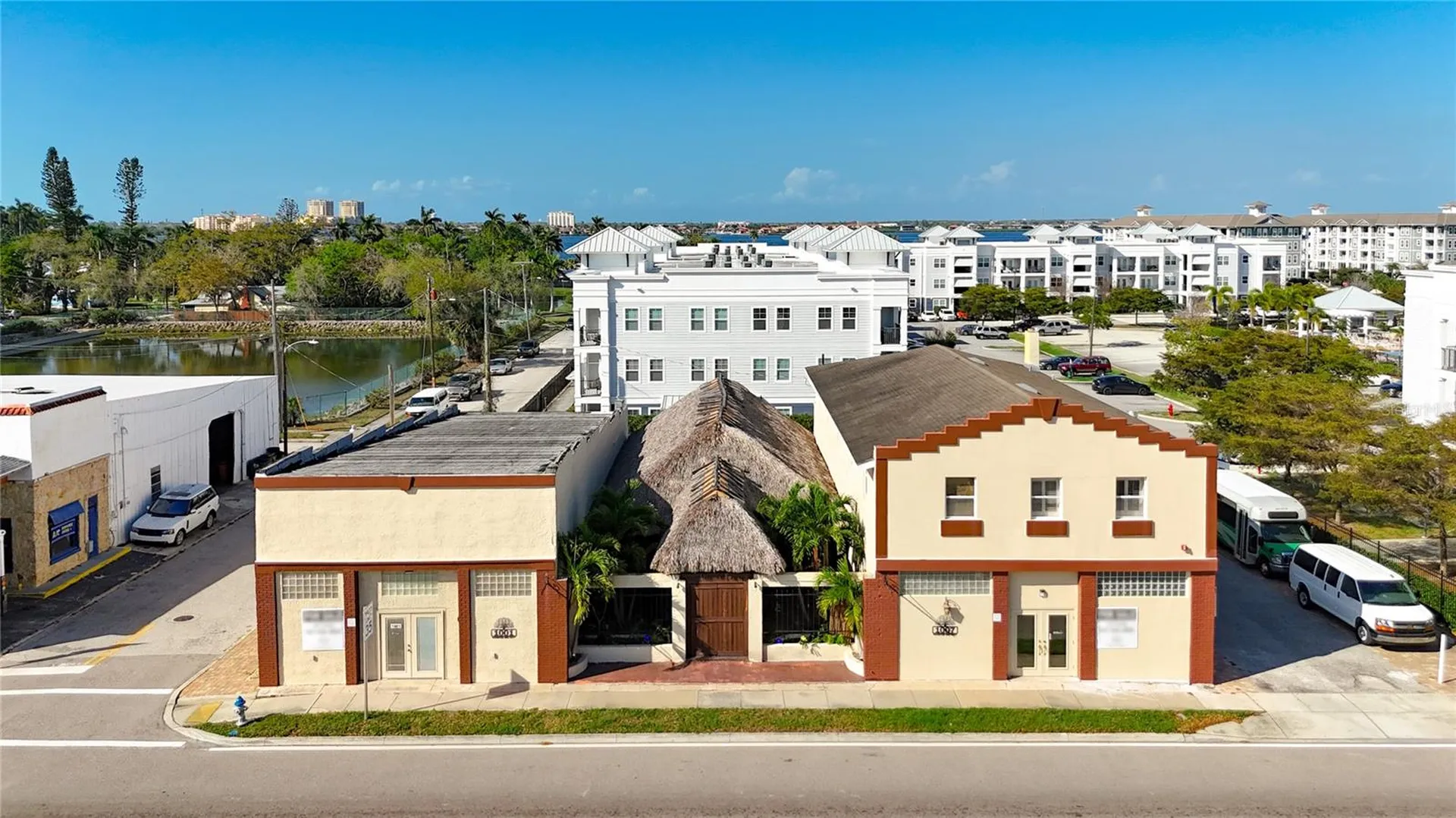 1001 & 1007 Manatee Avenue E Bradenton FL 34208