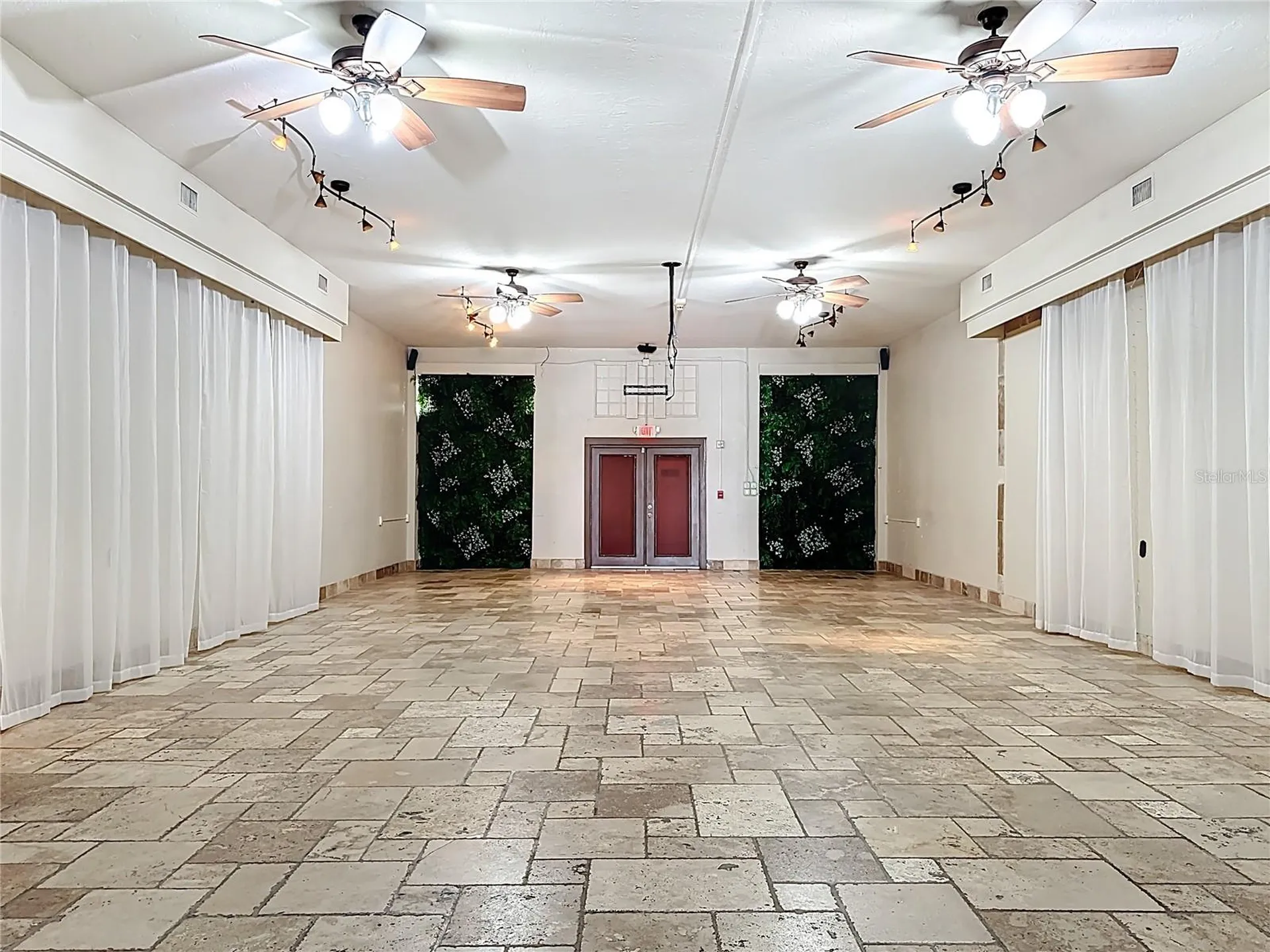 1001 & 1007 Manatee Avenue E Bradenton FL 34208