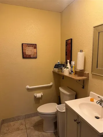 1001 & 1007 Manatee Avenue E Bradenton FL 34208