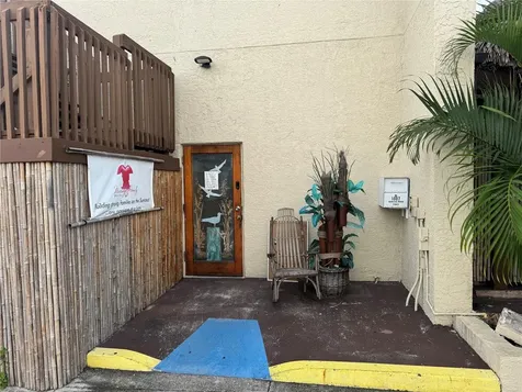 1001 & 1007 Manatee Avenue E Bradenton FL 34208