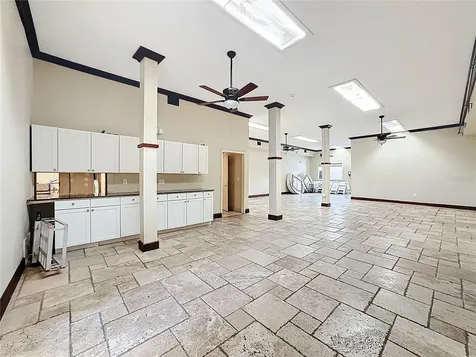 1001 & 1007 Manatee Avenue E Bradenton FL 34208