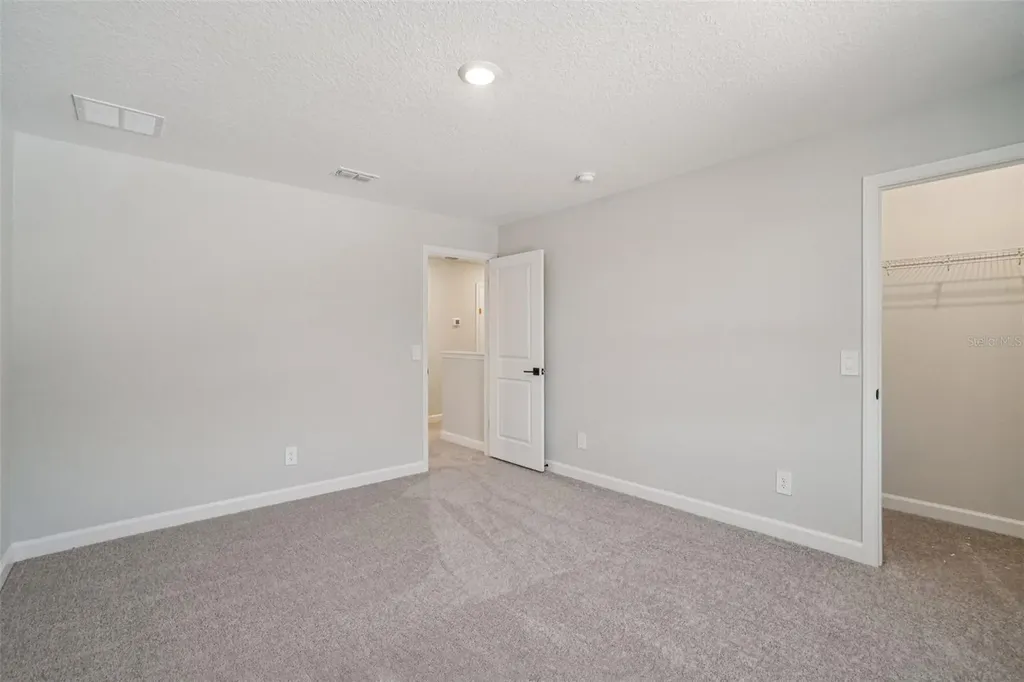 7580 Deer Valley Circle Tampa FL 33635