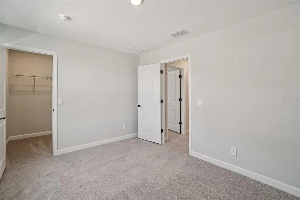 7580 Deer Valley Circle Tampa FL 33635