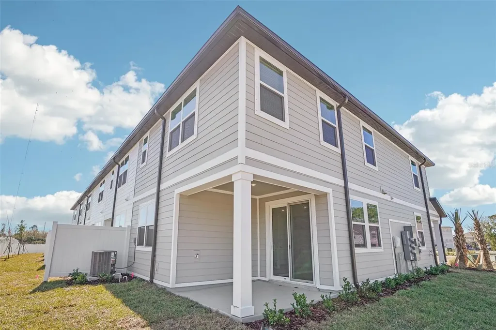 7580 Deer Valley Circle Tampa FL 33635