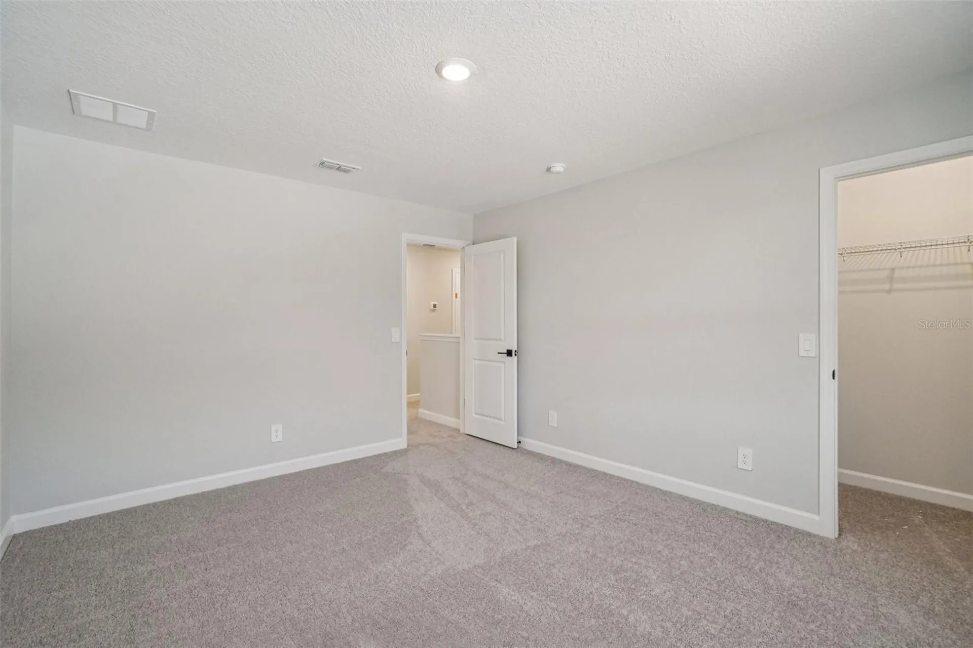 7580 Deer Valley Circle Tampa FL 33635