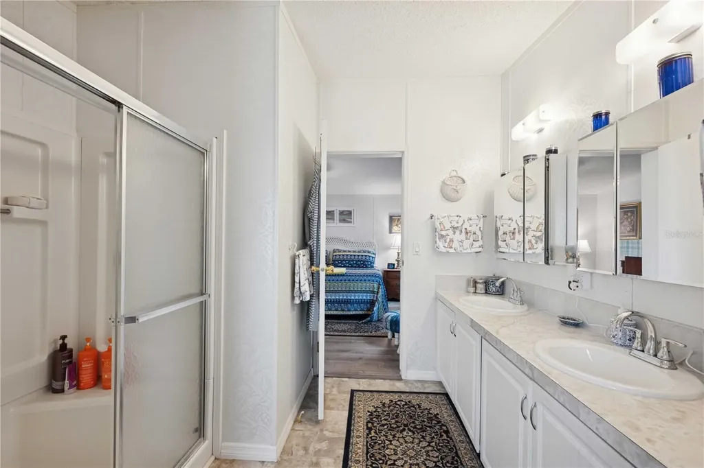 5646 Cheyenne Street Zephyrhills FL 33542