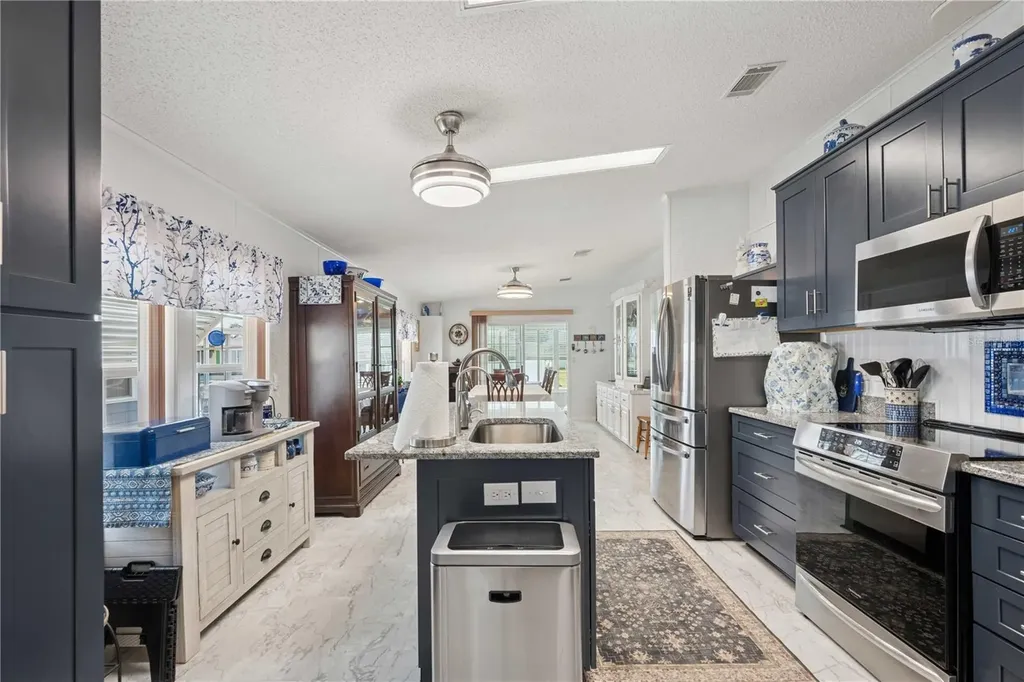 5646 Cheyenne Street Zephyrhills FL 33542