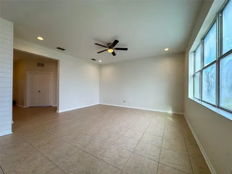 10663 Pictorial Park Drive Tampa FL 33647
