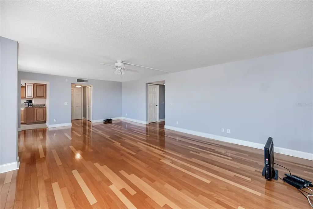 736 Island Way Clearwater Beach FL 33767