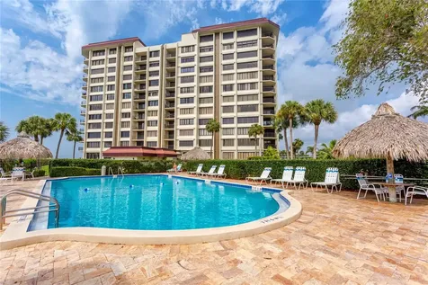 736 Island Way Clearwater Beach FL 33767