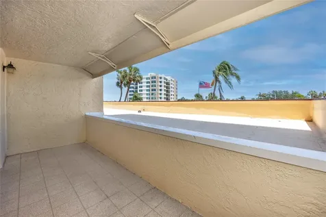 736 Island Way Clearwater Beach FL 33767