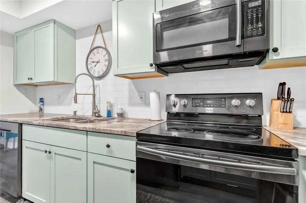 255 Dolphin Point Clearwater Beach FL 33767