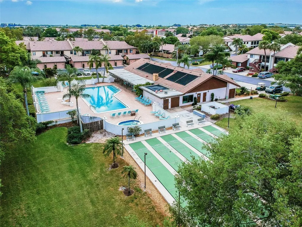 2706 72nd Street W Bradenton FL 34209