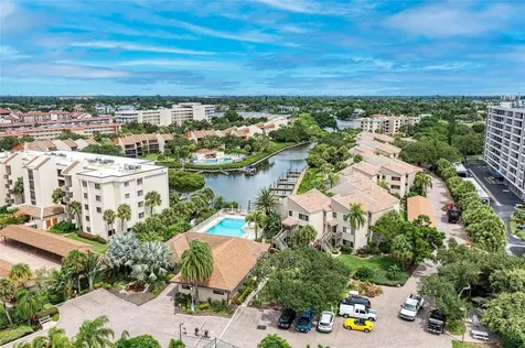 6342 Midnight Pass Road Sarasota FL 34242