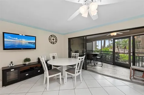 6342 Midnight Pass Road Sarasota FL 34242