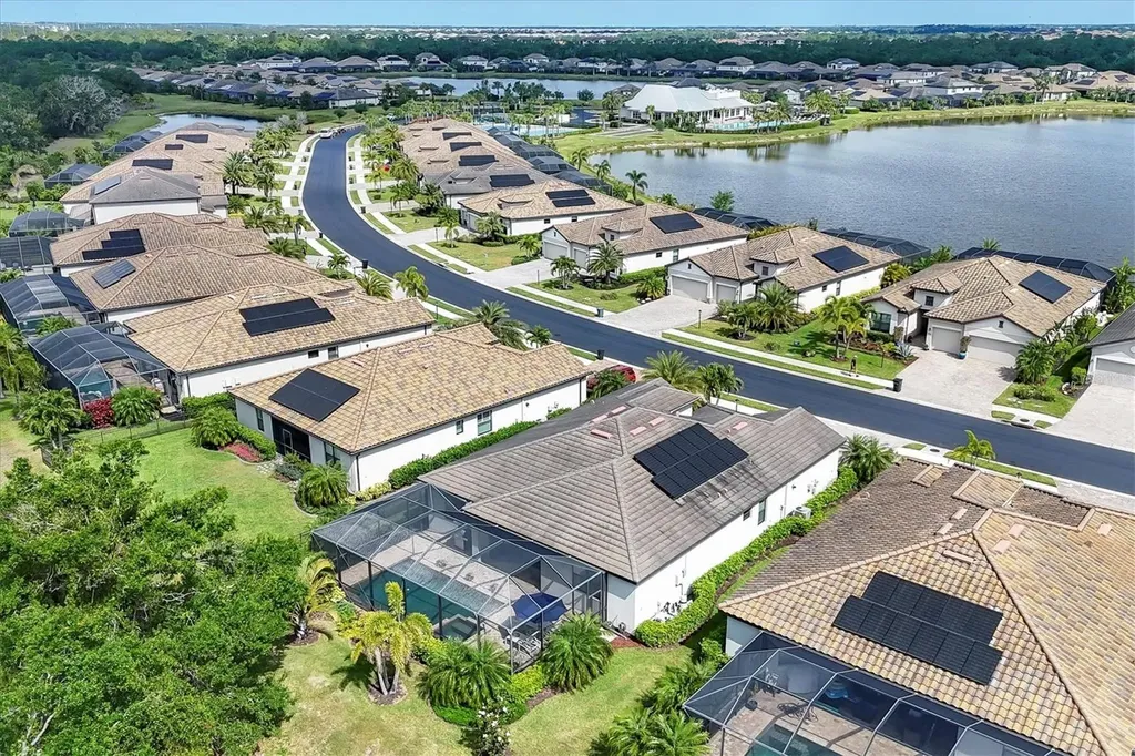 18045 Polo Trail Lakewood Ranch FL 34211