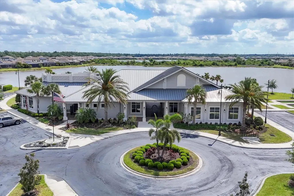 18045 Polo Trail Lakewood Ranch FL 34211